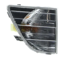 Mercedes Benz Sprinter Van RH Indicator Corner Light suit 1998-2000 Models *New* - Picture 1 of 2
