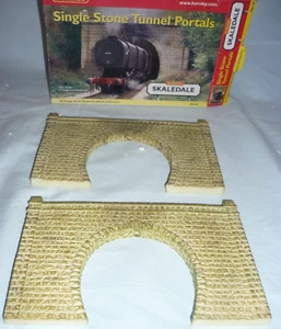 HORNBY SKALEDALE MASSSTAB OO EINZELSTEIN TUNNELPORTALE R8509 VERPACKT - Bild 1 von 1