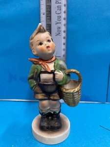 Hummel Figur 51 2/0, kleiner Dorfjunge, stilisierte Biene, TMK #4 - Bild 1 von 5