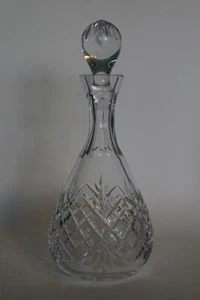 Edinburgh Crystal 'International' Cut Decanter & Stopper with Facet Cut Neck - Picture 1 of 10