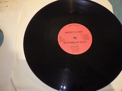 maxi funk Gwendolyn Lassic – Never Gonna Give You Up us 1984 - Photo 1/3