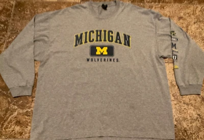 DE COLECCIÓN STARTER TEAM MICHIGAN WOLVERINES GRÁFICO MANGA LARGA (HOMBRE L OVERSIZE) Foto 1 de 4