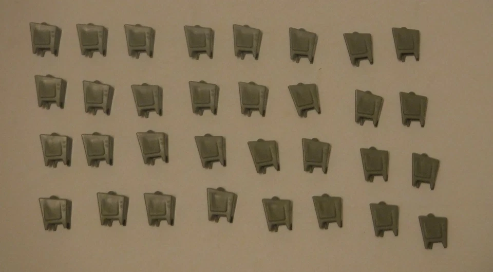 Monopoly Looney Tunes Edition Replacement Parts Televisions (Houses) lot of 32 - Image 1 of 1