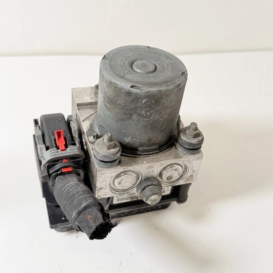 AUDI A6 2010 ABS MÓDULO DE BOMBA DE FRENO ANTIBLOQUEO OEM 4F0910617FL Foto 1 de 4