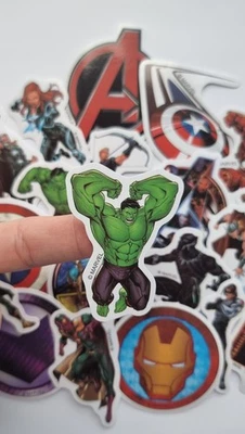 20 x MARVEL AVENGERS Characters Stickers Laptop Scrapbook Decal Kids Comic Books - Image 1 of 4