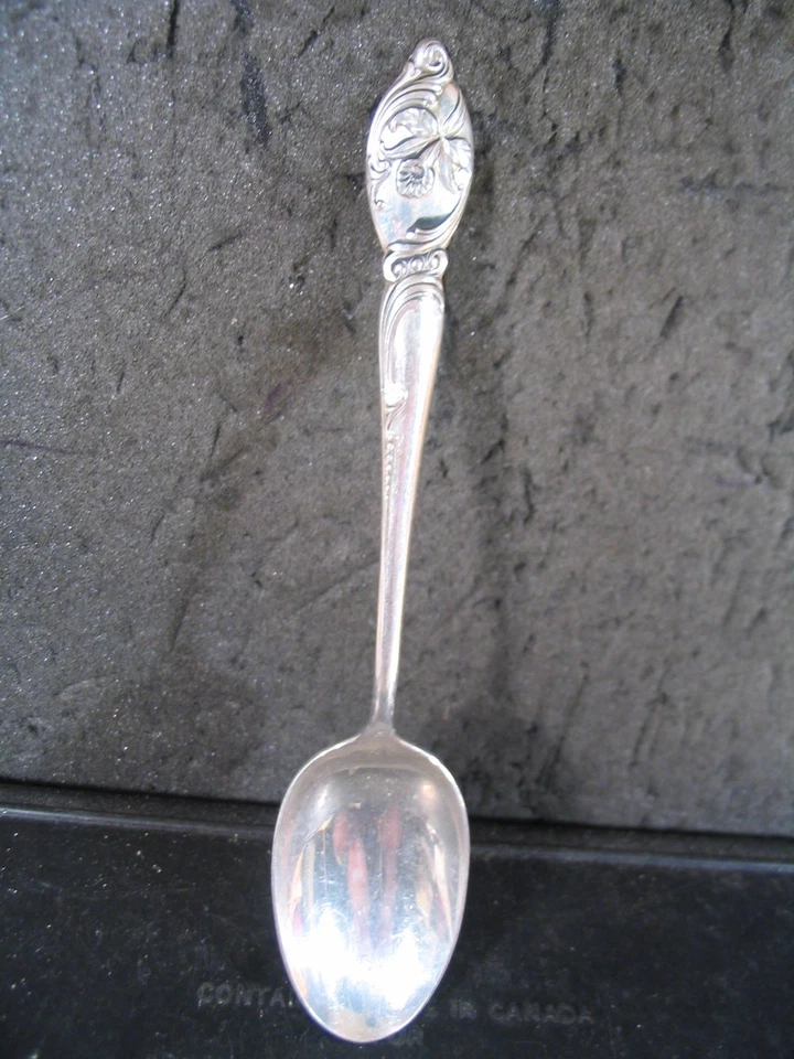 Sterling Westmorland ENCHANTING ORCHID TEASPOON 6" No Mono - Image 1 of 1