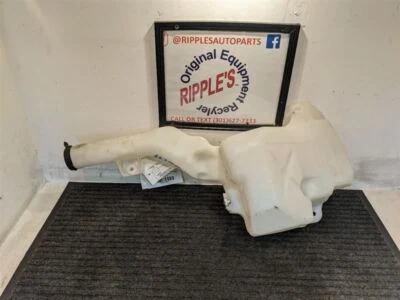 Depósito de lavado estilo clásico para camioneta Sierra 1500 15-19 408384 Foto 1 de 4