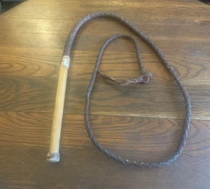 Vintage dunkelbraune geflochtene Bullenpeitsche Cowboy aus Rohhautleder ~ 7 Fuß - Bild 1 von 7