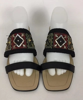 Tahari Fern Low Wedge Heel Sandals Shoes Black Embroidered Size 10 M - Image 1 of 4