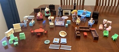 Huge Lot mid century dollhouse vintage 1940s 50s 60s dolls furniture Miniatures - Image 1 of 4