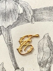 Joli Monogramme en métal doré Lettre T initiale, shabby Art nouveau 2,1 cm - Foto 1 di 2