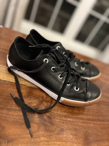 Converse Chuck Taylor All Star basse in pelle nera USA Donna 7. Bambini 4