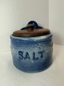 Antike blau & weiße Steinzeug hängende Salzdose Keller Salzglasur Deckel primitiv - Bild 1 von 10