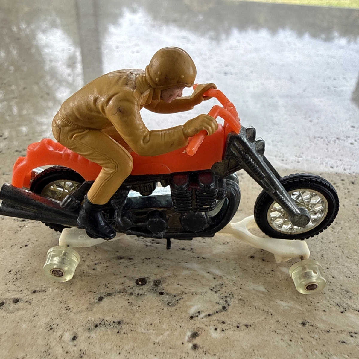 Hot Wheels Rrrumblers Vintage Manufacture Diecast Cars, Trucks