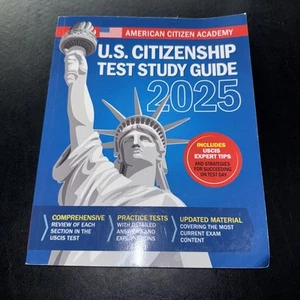 US Citizenship Test Study Guide: This Book Includes All 100 USCIS Civics Questio - Imagen 1 de 2
