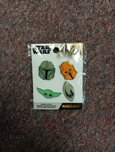 Star Wars Funko Disney Il Mandaloriano Baby Yoda Il Bambino Set di spille smaltate - Foto 1 di 1