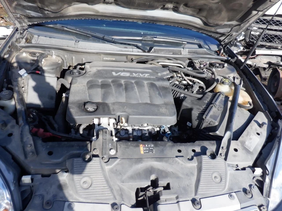 Used Fuel Pump Control Module fits: 2015 Chevrolet Impala Fuel Pump LH rear comp Foto 1 de 4