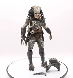 NECA PREDATOR ELDER CLASSIC 7" ACTION FIGURE GENUINE - Picture 1 of 2