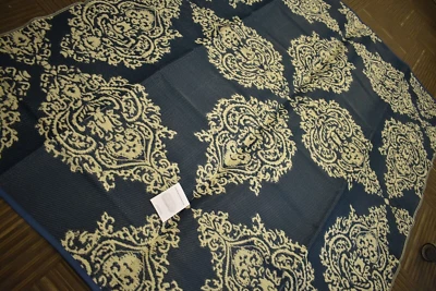 Alfombra de paja de plástico 120" x 94" azul marino/crema reversible alfombra de piso grande exterior Foto 1 de 4