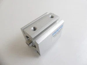 Festo AEVC-16-10-I-P-A 188097 Kurzhubzylinder SN: VN08 - ungebraucht! - - Bild 1 von 5