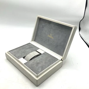 OMEGA Caja De Reloj Vacía / Empty Watch Box ”” - Foto 1 di 10