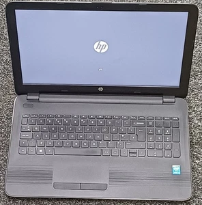 A USED 15.6INCH HP 250 G5 CORE I3 8GB 128GB SSD WIN 11 HOME - Picture 1 of 14