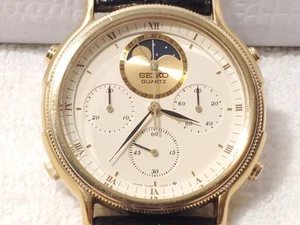 Vintage Seiko Moonphase Chronograph Men's Watch Roman Numerals 15 Jewels Gold - Picture 1 of 12