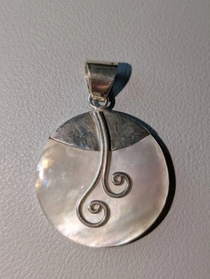 Colgante Estate Jewelry Brighton plata esterlina .925 madreperla concha Foto 1 de 4