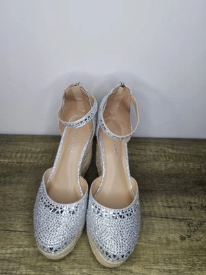 Impresionante cuña alpargata Thalia Sodi plateada estrás nueva sin caja para mujer talla 7 brillante Foto 1 de 4