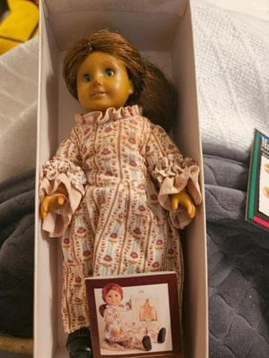 "Mini muñeca histórica y libro American Girl 6,5"" FELICITY nuevo en caja" Foto 1 de 3