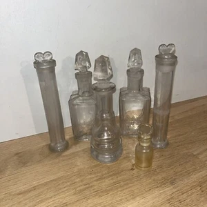 Lot De 6 Différents Anciens Flacons En Verre Flacons D’apothicaire Pharmacie - Picture 1 of 11