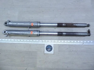 1969 Honda CL125 A Scrambler H1736-1) left and right front forks suspensions set - Picture 1 of 12