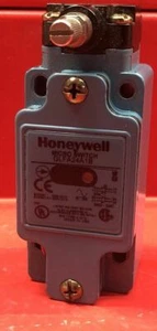 Honeywell GLFA24A1B Micro Switch - Picture 1 of 3