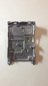 TH-F7 TH-F6 Kenwood Chassis Rear Metallic A10-4050-01 Rear Metal Chassis THF7 - Zdjęcie 1 z 2