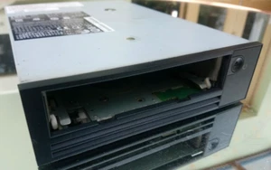 IBM LTO4 HH SAS Internal Tape 46X5676 / 46X6683 , LTO Ultrium 4-H, price inc.VAT - Picture 1 of 3