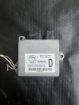 2005-2006 Ford Expedition SRS CONTROL MODULE 4L14-14B321-DA. OEM - Image 1 of 4