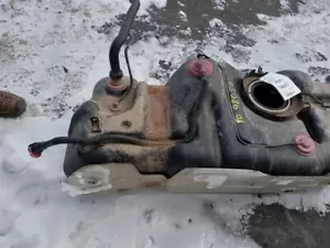 2007-2021 Toyota Tundra Fuel Tank Assembly RWD OEM USED - Picture 1 of 3