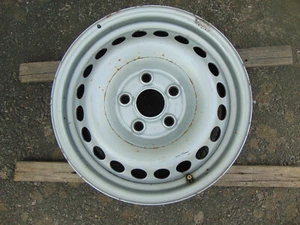 1x VW T5 16 Zoll Stahlfelge Felge original 7H0601027D 6,5Jx16 ET51 LK 5x120 - Bild 1 von 5