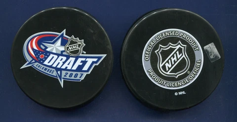 NHL DRAFT COLUMBUS 2007 Hockey Puck #1 Pick Patrick Kane Cover