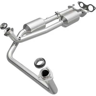 MagnaFlow Exhaust Products 4451453 Conv DF 1999-2000 Cadillac Escalade 5.7L - Image 1 of 4
