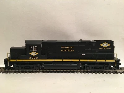 HO Atlas Piedmont & Northern Alco C420 Powered Diesel Locomotive P&N #2000 - Image 1 of 4