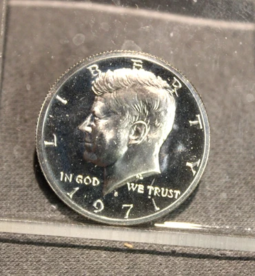 1971-S PROOF KENNEDY HALF DOLLAR.  LOOK! - Image 1 of 4