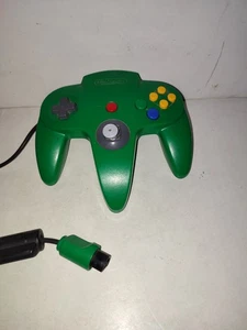 MANETTE NINTENDO 64 N64  VERTE OFFICIEL NUS 005 FONCTIONNE GAMEPAD GREEN - Foto 1 di 4
