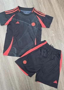 AAA Kids Soccer Set  Uniforme Niño Selección Colombia Copa America Color negro - Picture 1 of 7