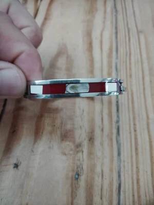 ESTATE JEWELRY LADIES MOTHER OF PEARL Red STERLING SILVER BANGLE BRACELET 7" - Image 1 of 4