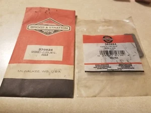 Briggs & Stratton 270824 Carburetor Gasket & 392854 Intake Gasket 1E-1998-C3 - Picture 1 of 2