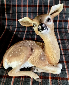 Cervatillo de cola blanca de porcelana BOEHM #20119 ciervo emitido 1984 Malvern, Inglaterra usado en excelente estado - Imagen 1 de 6