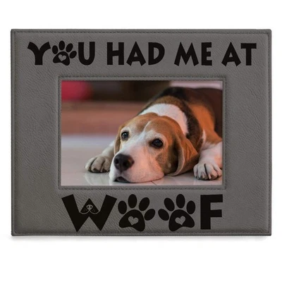 - Marco de fotos de cuero grabado You Had Me At WOOF - Regalos para amantes de los perros, 5x7-Ho... Foto 1 de 4