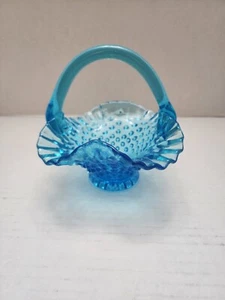 Vintage Fenton Blue Hobnail Ruffled Glass Small Basket with handle - Picture 1 of 7