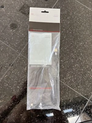 Audi USB Adapter for media devices with Micro-B USB-connector 8S0 051 435 A - Image 1 of 3